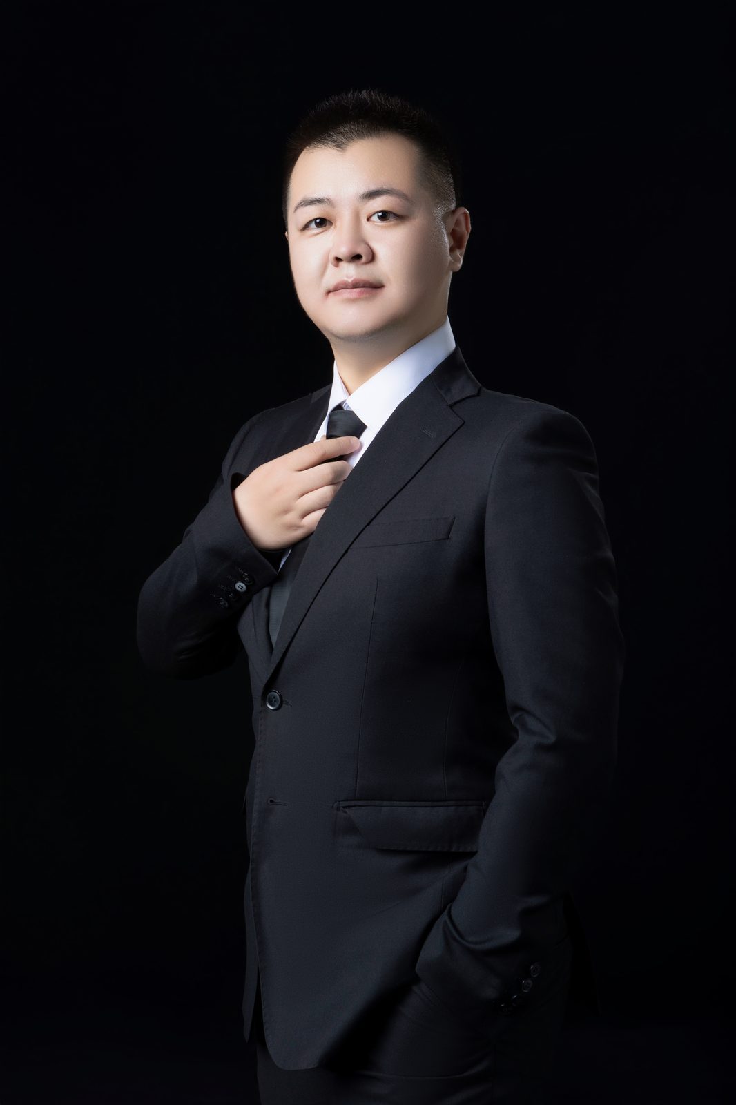 孙嘉伟律师