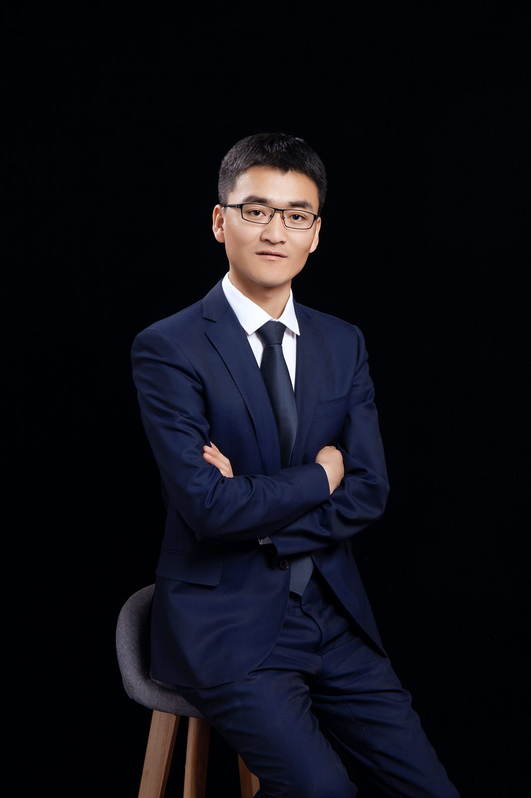 庞万龙律师